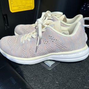 APL Techloom Pro